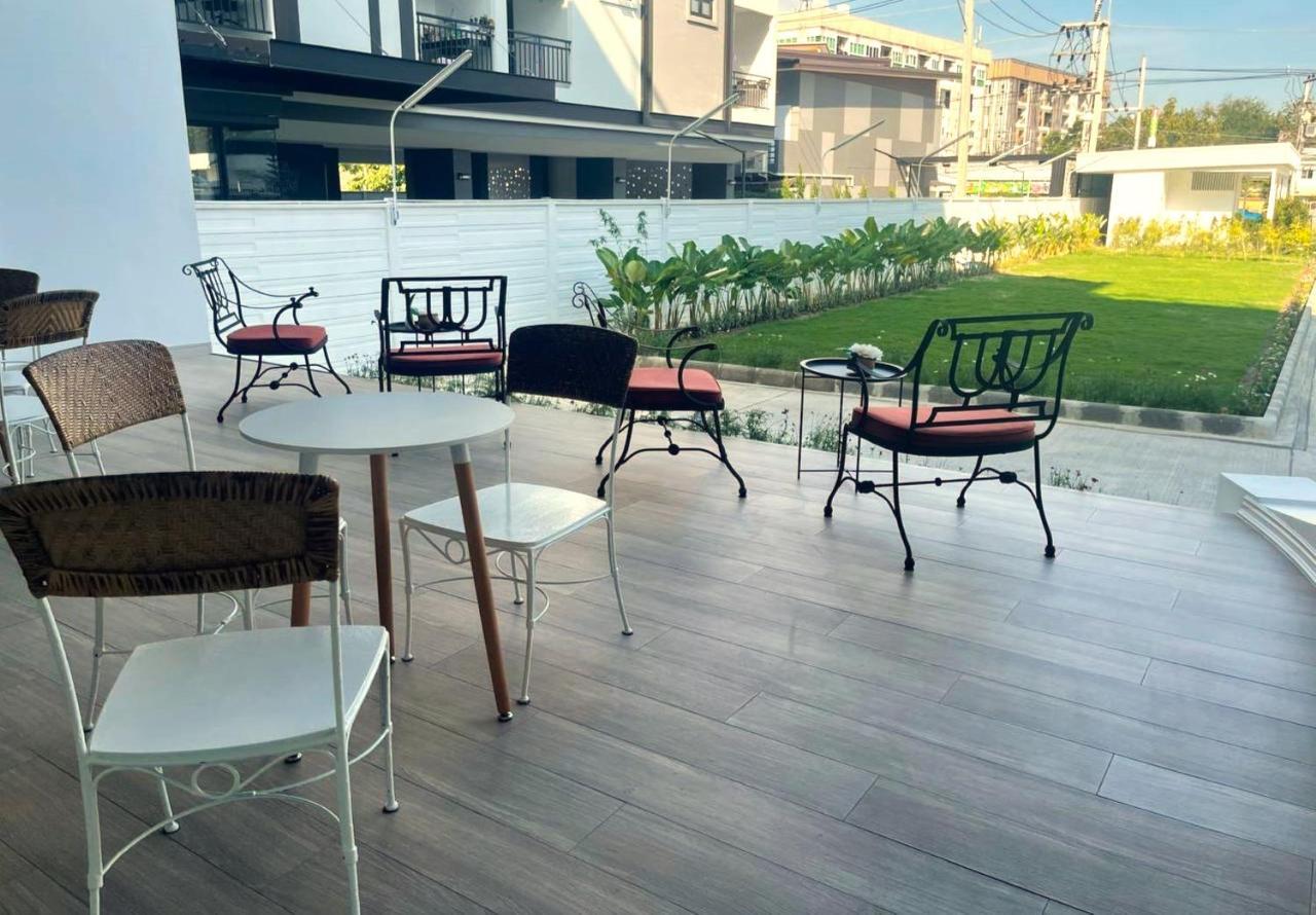 Arsh Boutique Hotel Chiang Mai Exteriör bild