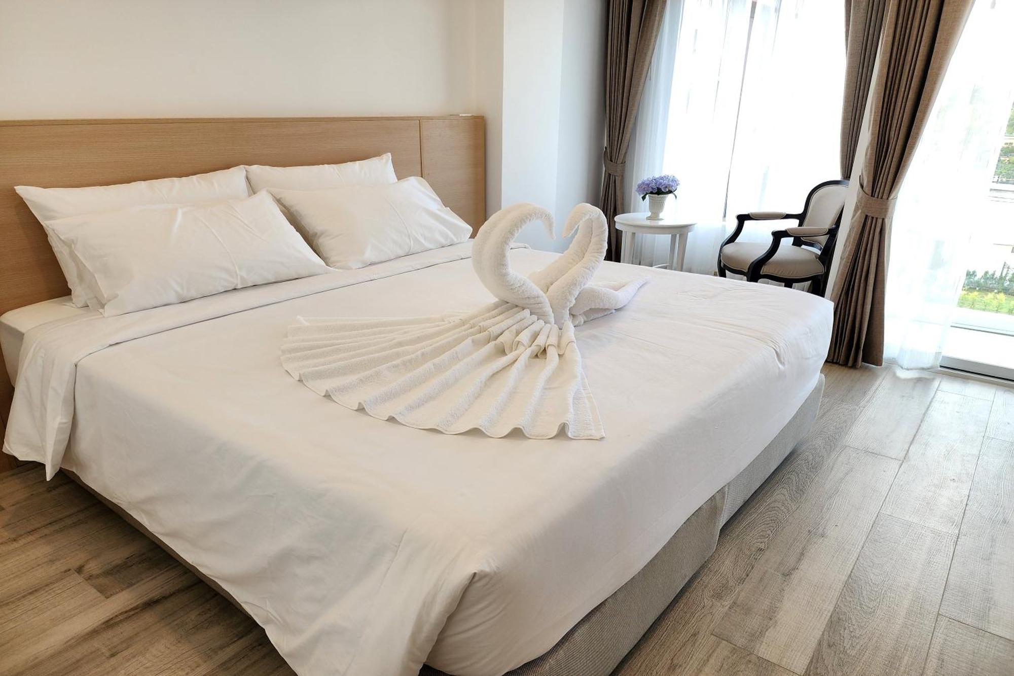 Arsh Boutique Hotel Chiang Mai Exteriör bild